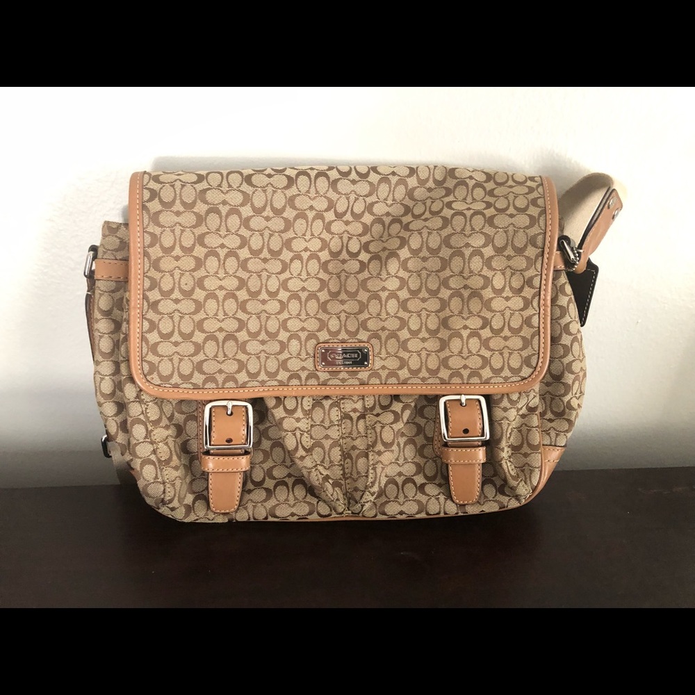 Signature Coach Purse